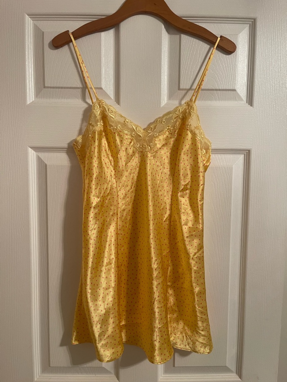 Victoria's Secret Yellow Satin Lace-Trim slip Chemise nightgown